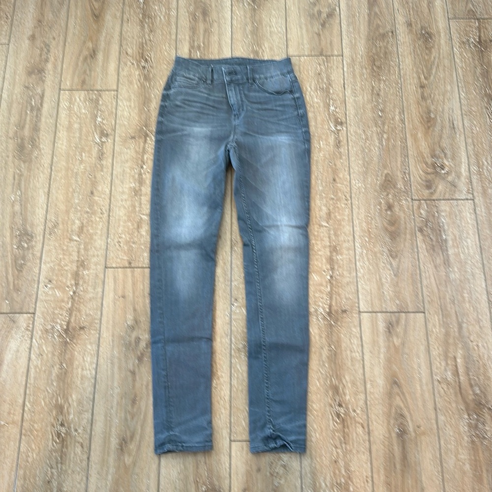 WHBM Gray Jeans The Skinny Size 2